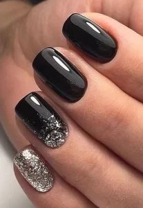 Foil Black Nails