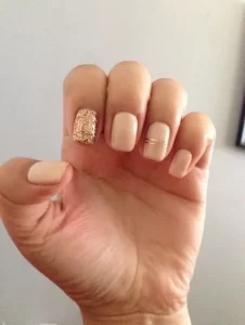 Gold Accent Nude Nail Art