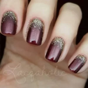 Gold Glitter Nail Art