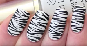 Zebra Print Nails