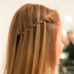 Basic waterfall braid Gaya Rambut Waterfall Braid