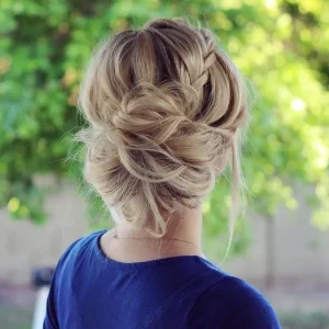 Waterfall braid messy bun Gaya Rambut Waterfall Braid